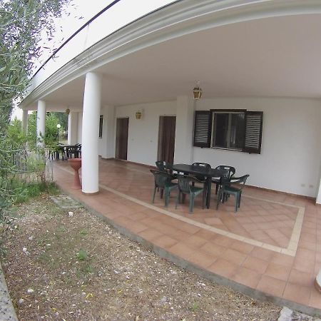 Villa Elide Peschici Exteriör bild