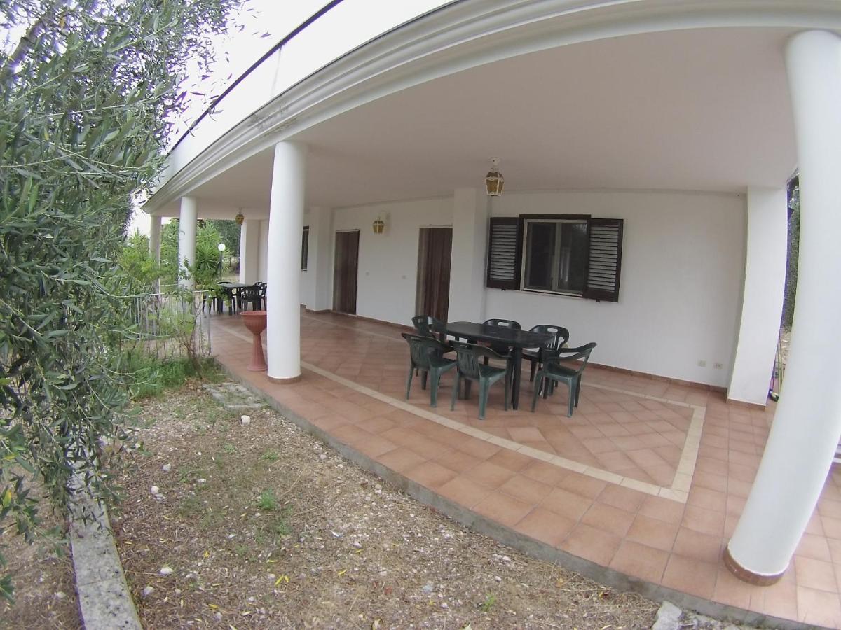 Villa Elide Peschici Exteriör bild